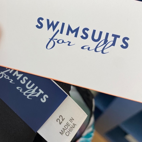 New Swimsuits for All Sz 22 3X Swim Tunic Top Coverup Floral Tropical Stretch - Picture 3 of 4